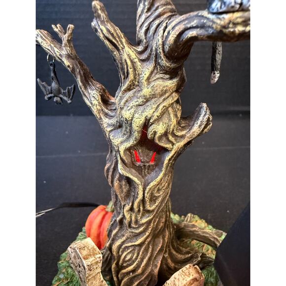 Department 56 Halloween Village Accessories Rock-a-Bye Vampire-Lights w/Box READ - Picture 2 of 16